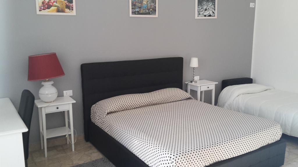 Gualtiero Camere & Suite Caltagirone Luaran gambar